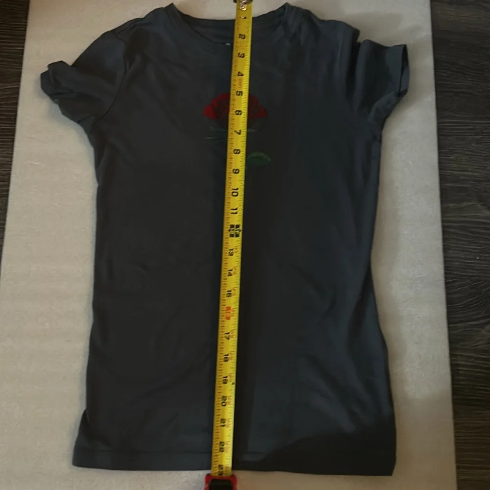 Free State Gray Rose Graphic Tee XS Cottagecore Festival Rocker Western Punk - Picture 6 of 8